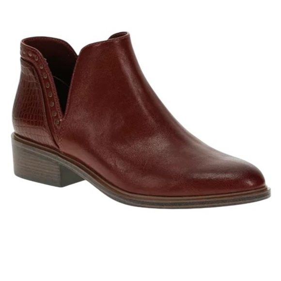 BareTraps Shoes - BareTraps Avril Brown Ankle Boots Vegan Size 7M
